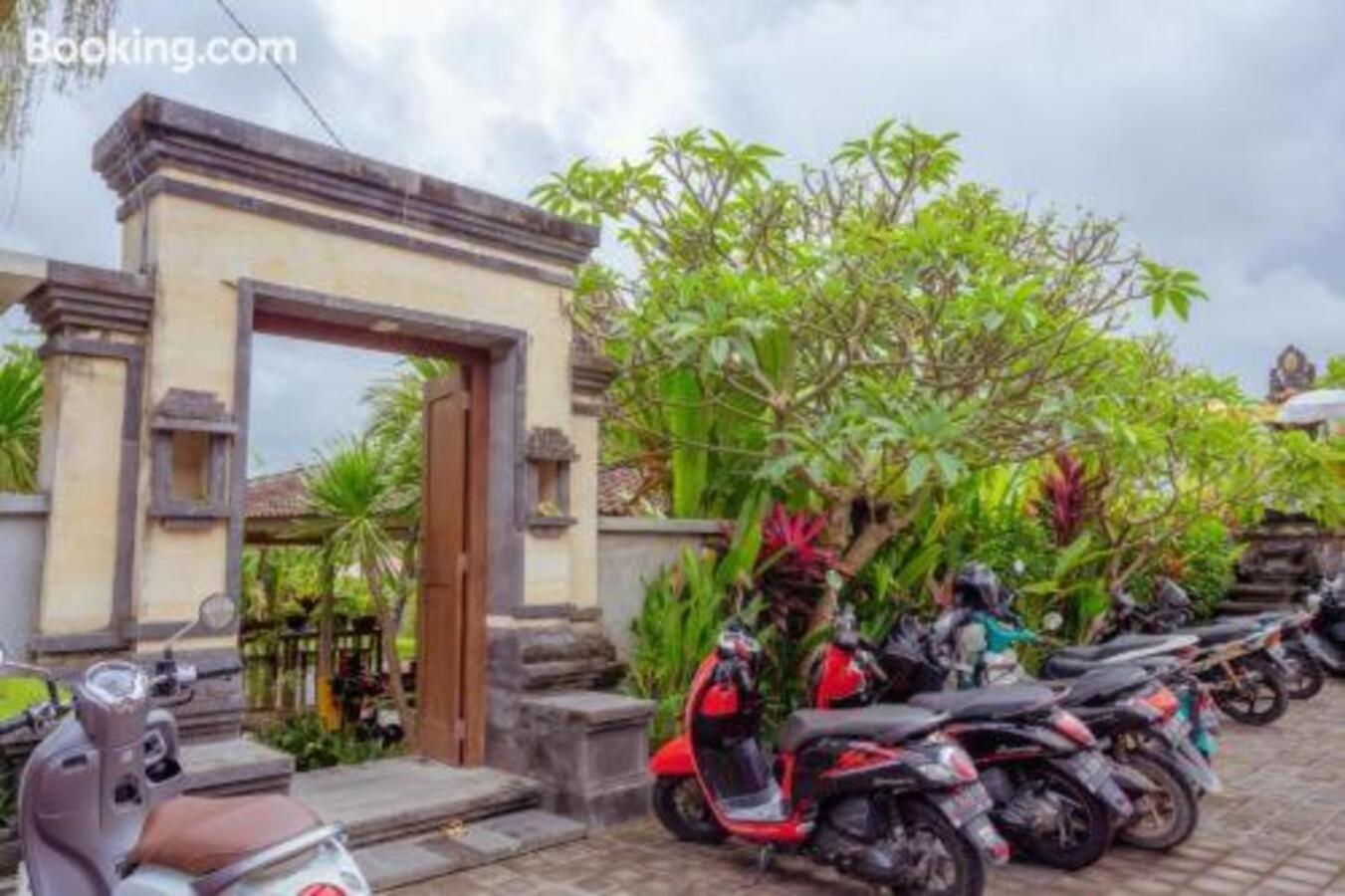 Puri Canggu Rooms 2 Екстериор снимка